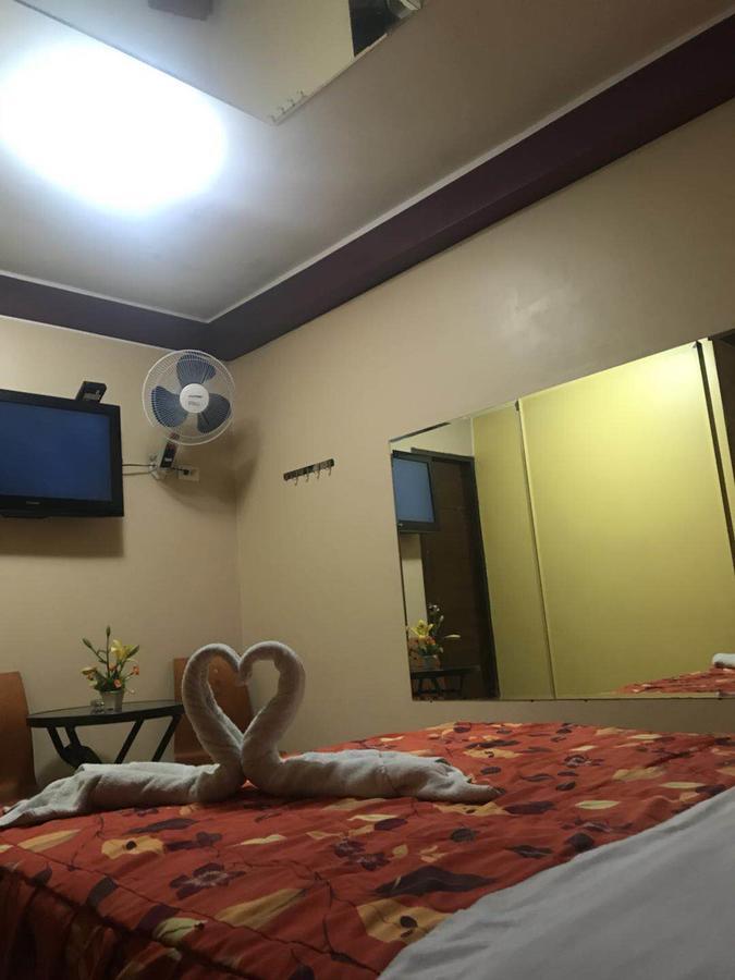 Hotel Manantial No,002 Lima Buitenkant foto